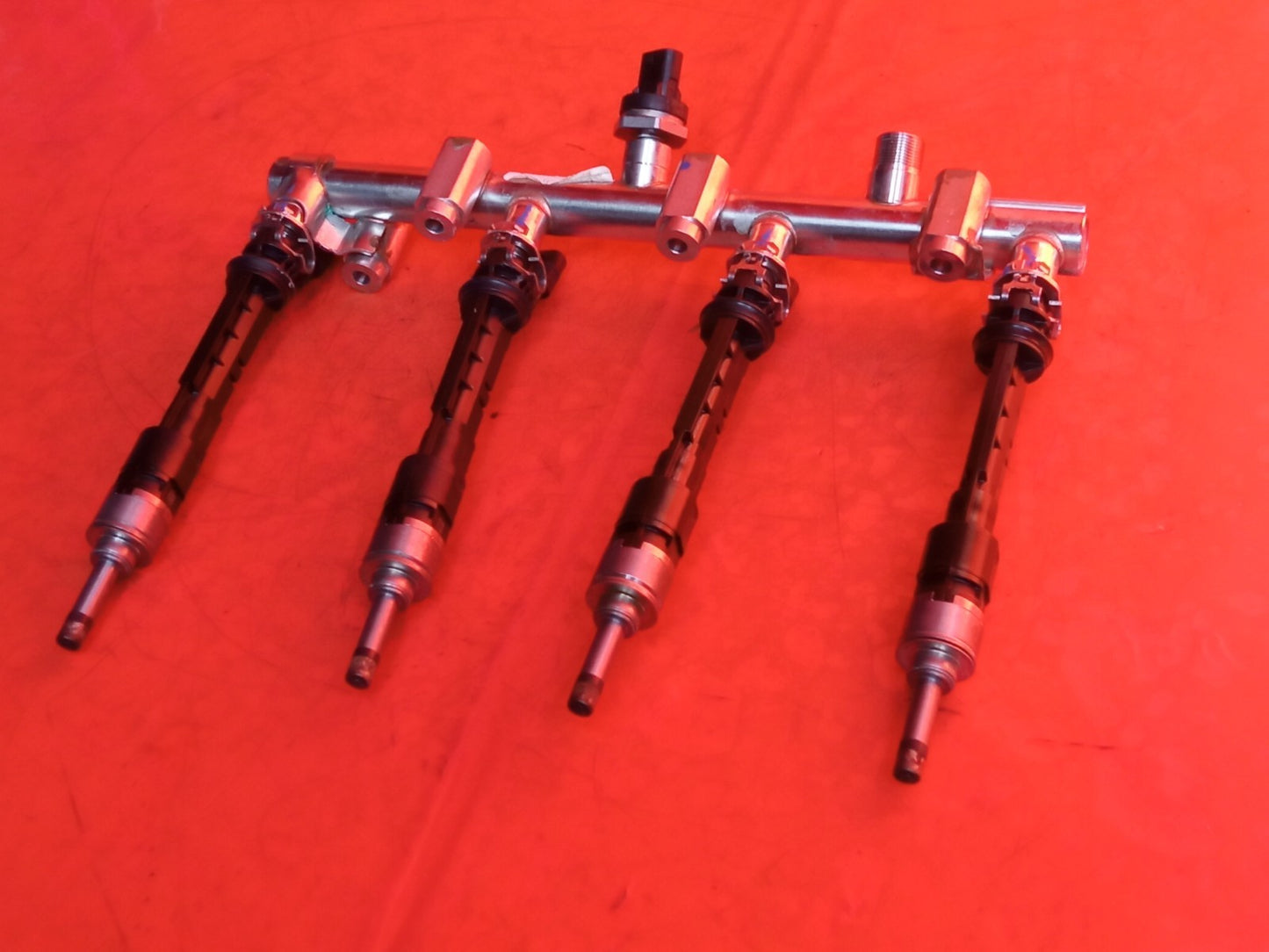 ✅Dacia Duster Journey 1.3 Petrol 2024 H5H490 Fuel Injection Rail 175200298R A364 - Image 7
