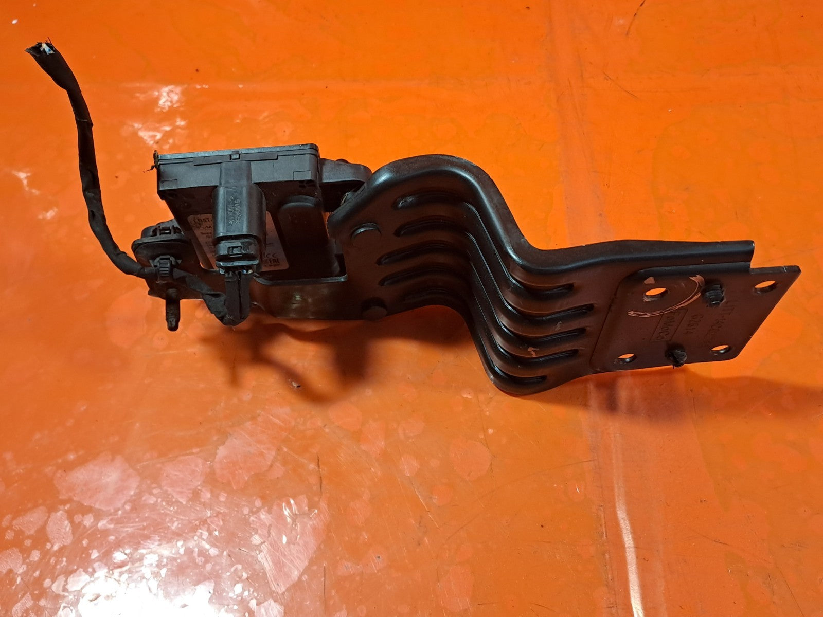 ebay-src:https://i.ebayimg.com/00/s/mtiwmfgxnjaw/z/r4aaaeswajnpbmk7/$_57.jpg