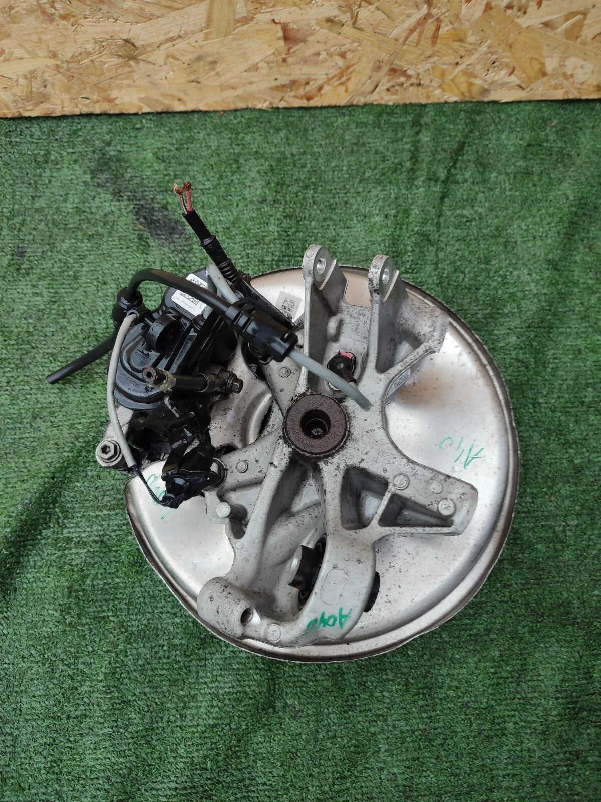 ✅Audi A6 S Line 2.0 Diesel 2019 Rear Right Brake Disc Wheel Hub 8W0615612D A040 - Image 3
