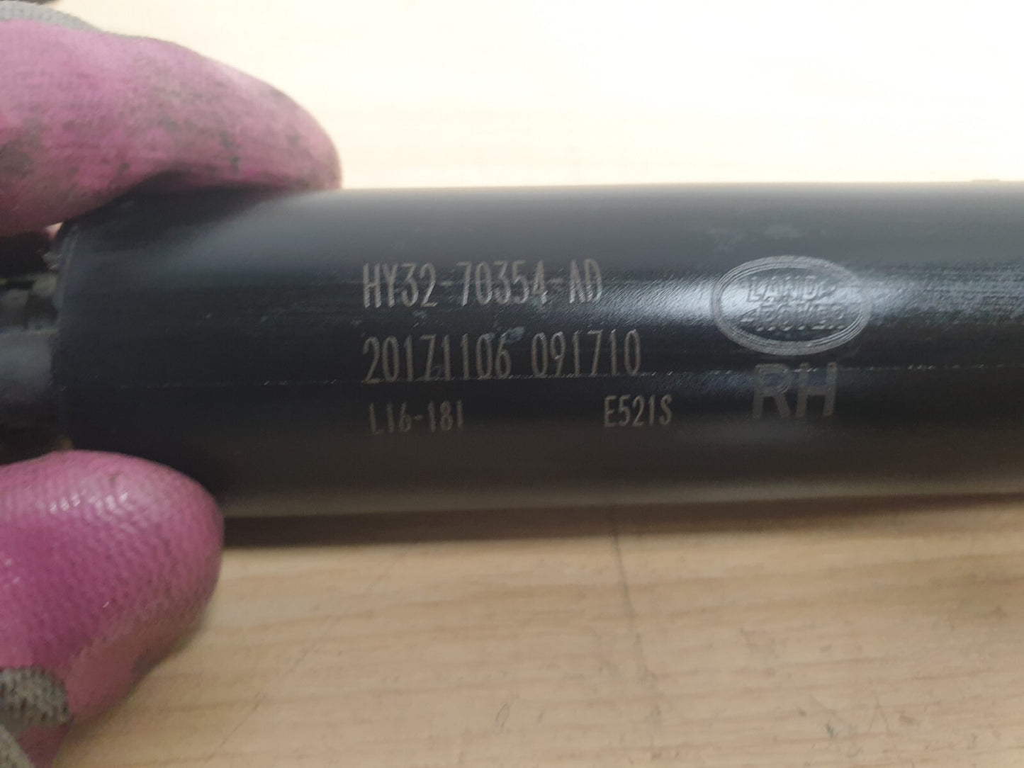 2018 LAND ROVER DISCOVERY 5 L462 TAILGATE ELECTRIC STRUT RIGHT HY3270354AD A046 - Image 11