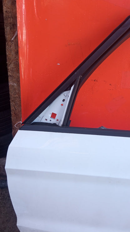 Ford Galaxy MK3 Zetec 2019 Front Left Door Frozen White Warranty A345 - Image 5