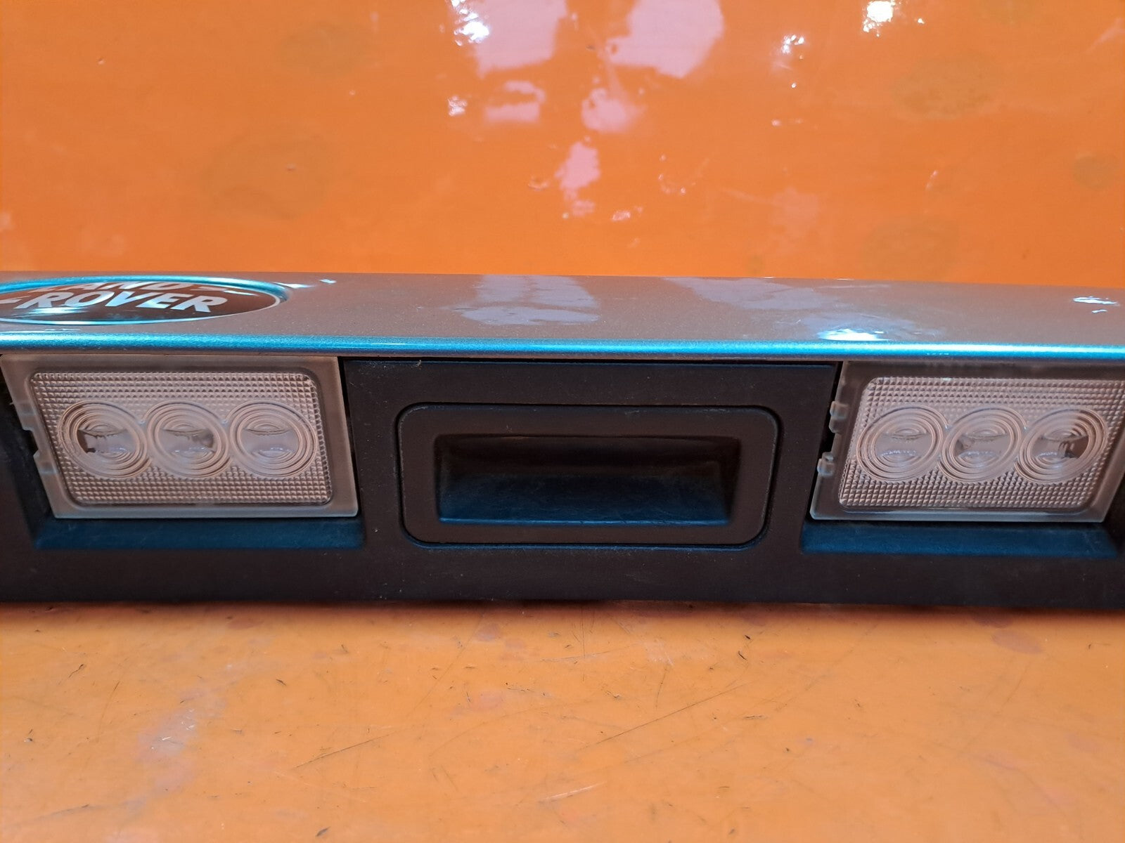 ✅2011 LAND ROVER DISCOVERY 4 L319 TAILGATE HANDLE LICENSE LIGHT AH22431E76A 239 - Image 8
