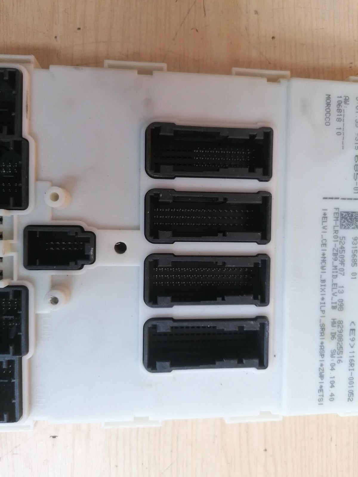 BMW 1 SERIES F20 2014 2.0 DIESEL LEAR COMFORT CONTROL MODULE 116RI001052 X00 - Image 3