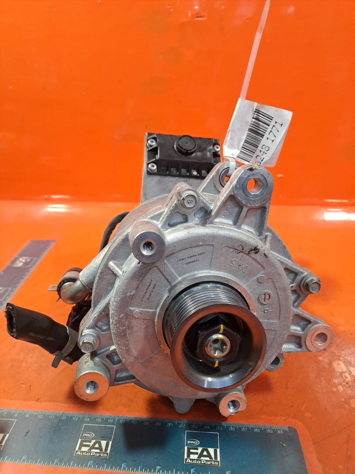 ebay-src:https://i.ebayimg.com/00/s/mtywmfgxmjaw/z/~fmaaosw4blnxz73/$_57.jpg
