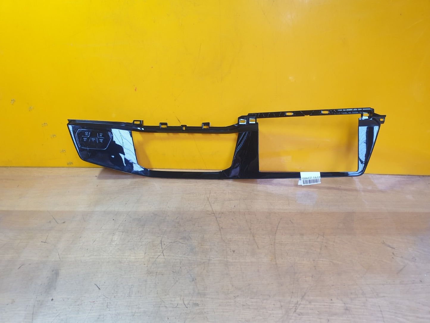 ebay-src:https://i.ebayimg.com/00/s/mtiwmfgxnjaw/z/2piaaoswgopmn2~t/$_57.jpg