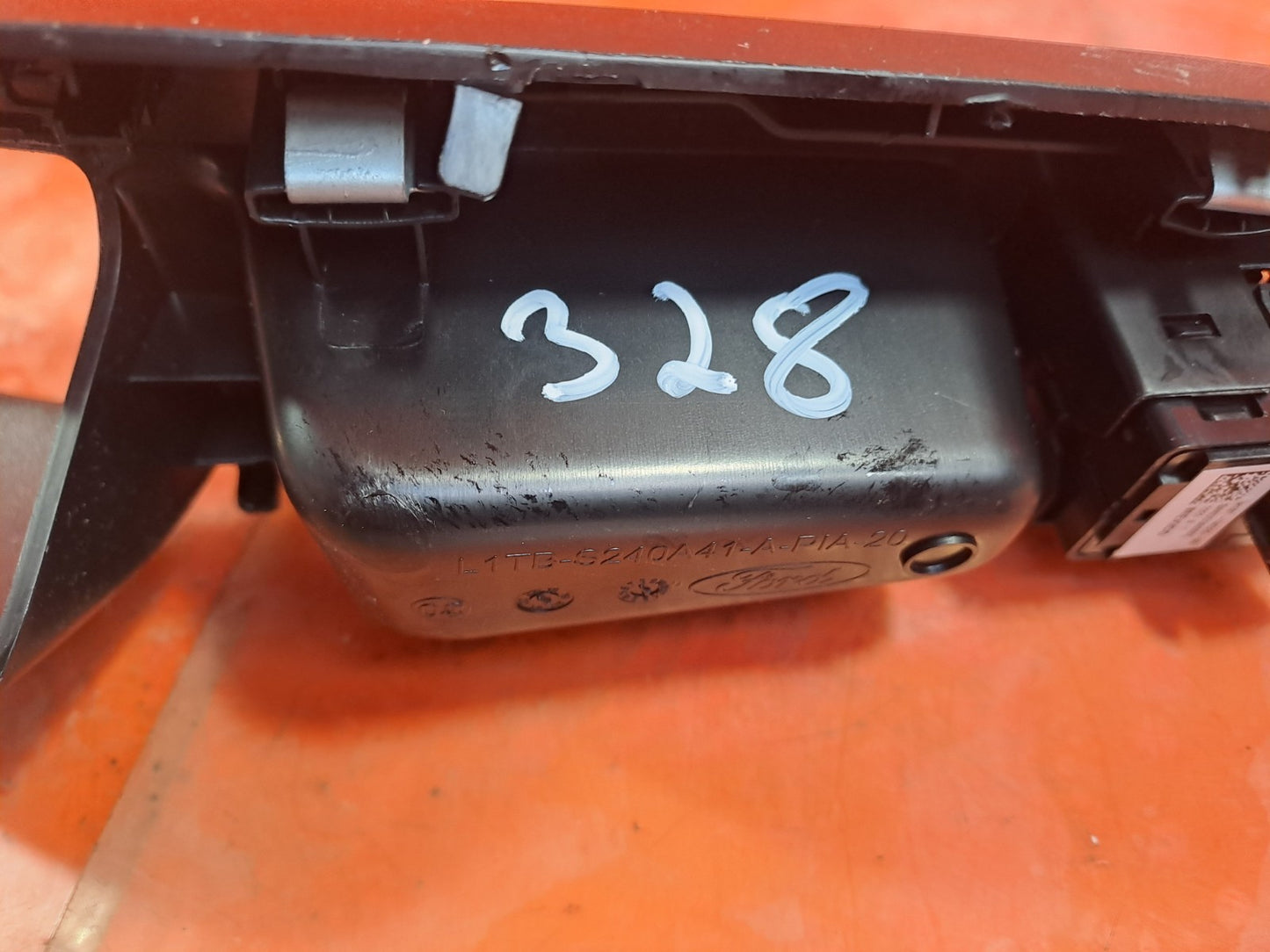 ✅2023 FORD PUMA TITANIUM FRONT LEFT DOOR WINDOW SWITCH L1TB-S240A41 + WARRANTY - Image 11