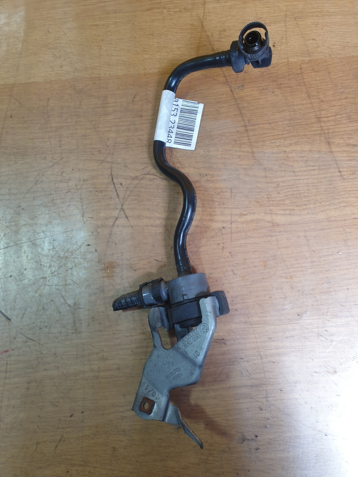 2014 BMW 5 Series F11 4.4P Throttle Body Breather Valve Pipe 7636160 Warranty - Image 3