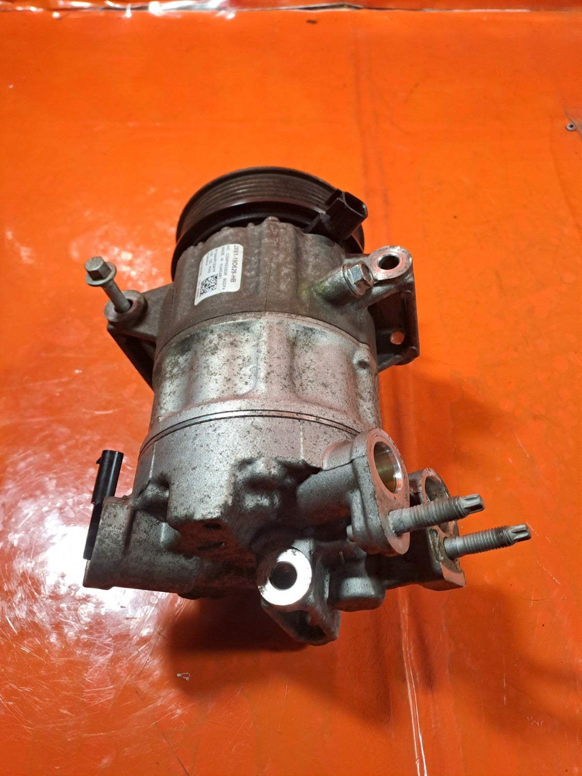 ebay-src:https://i.ebayimg.com/00/s/mtywmfgxmjaw/z/ypiaaeswkwppbesu/$_57.jpg