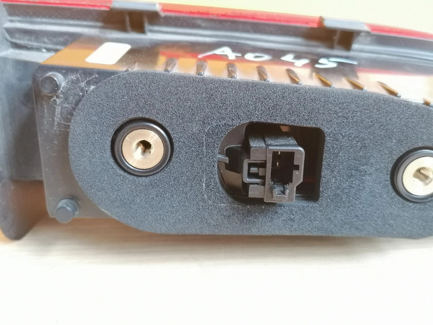 ebay-src:https://i.ebayimg.com/00/s/mtiwmfgxnjaw/z/cioaaeswkjnp5zaz/$_57.jpg