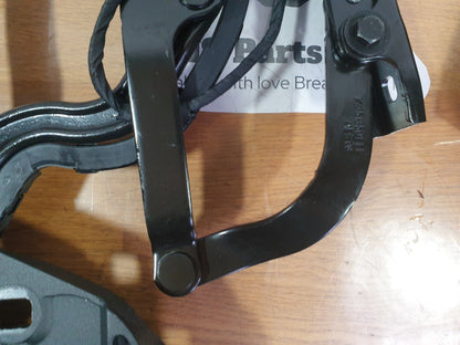 AUDI A5 CABRIO S LINE 2.0 DIESEL 2012 CONVERTIBLE TOP HINGES ASSEMBLY PAIR A218 - Image 12