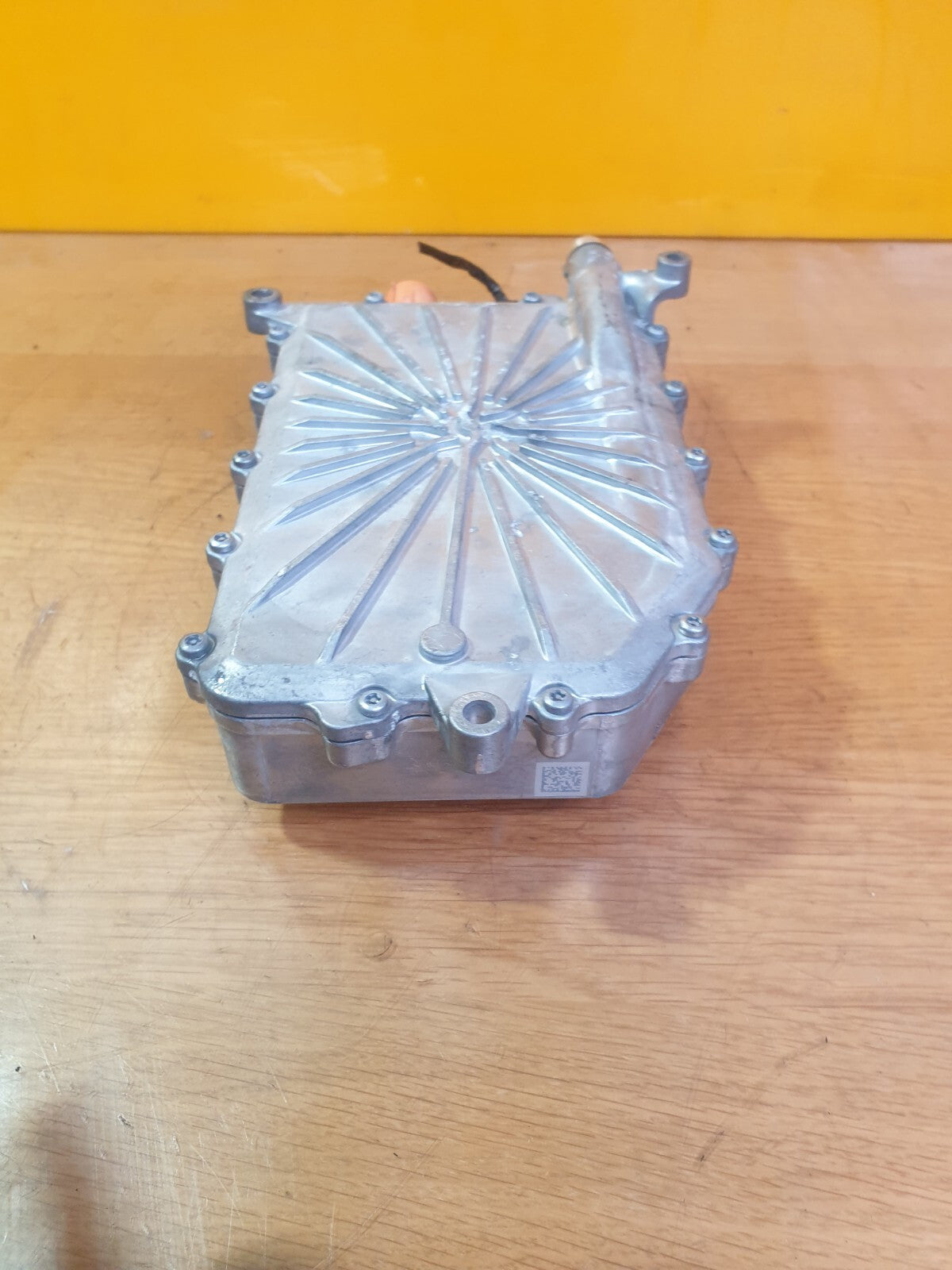 ebay-src:https://i.ebayimg.com/00/s/mtywmfgxmjaw/z/rcuaaoswaozma9yf/$_57.jpg