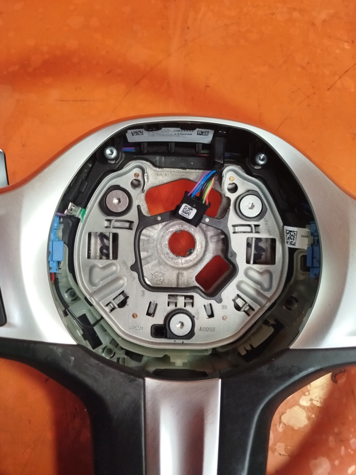 ✅BMW 220D M SPORT F44 2.0 DIESEL 2023 MULTIFUNCTION PADDLE SHIFT STEERING WHEEL - Image 9