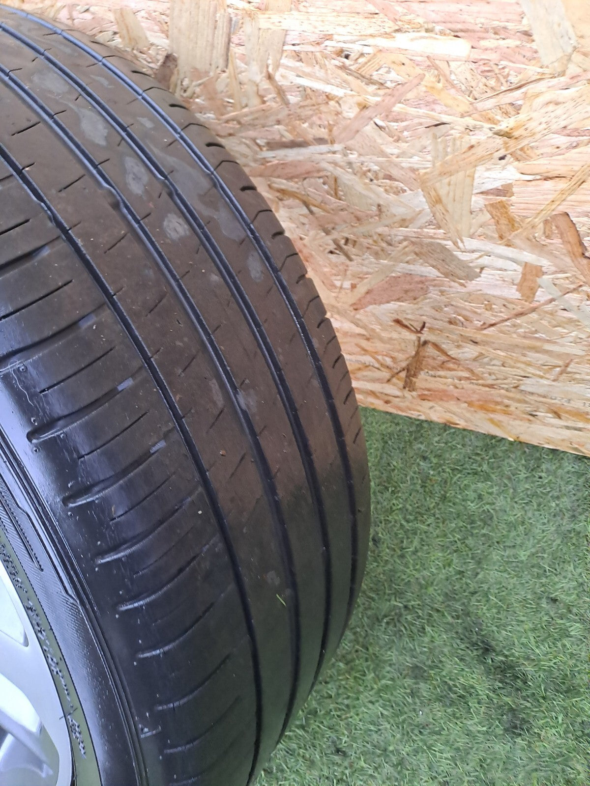 ✅2019 HYUNDAI KONA 1.0 PETROL ALLOY WHEEL WITH TYRE 235/45 R18 52910-j9300 - Image 9