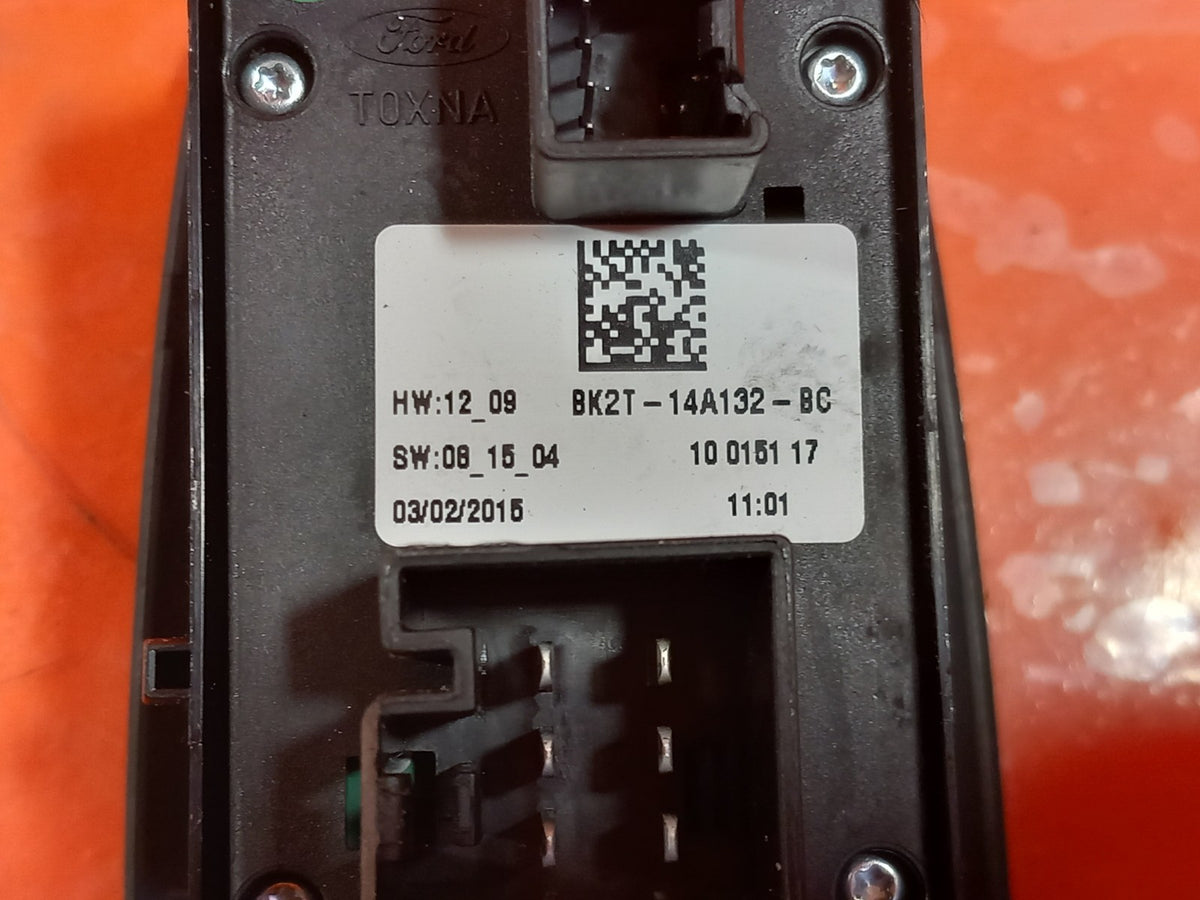 ebay-src:https://i.ebayimg.com/00/s/mtiwmfgxnjaw/z/fdcaaeswtpnqziw4/$_57.jpg