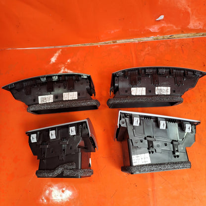 ✅Ford Galaxy Zetec 2017 2.0 Diesel AIR VENTS EM2B-19C682-AL EM2B-19C681-AL A296 - Image 11