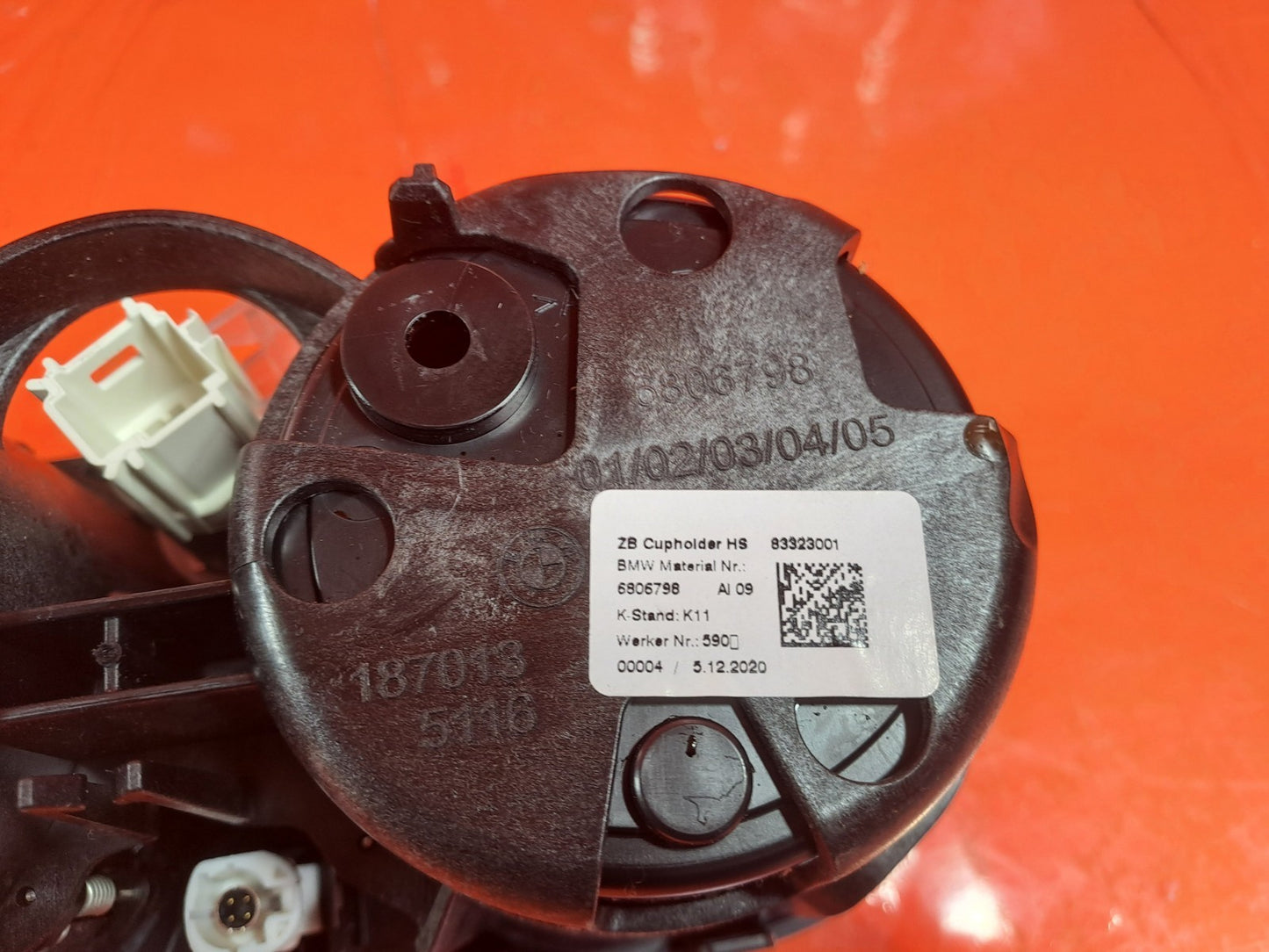 ✅BMW G20 318D M Sport 2.0 Diesel 2021 Centre Console Cup Holder 6806798 83323001 - Image 8
