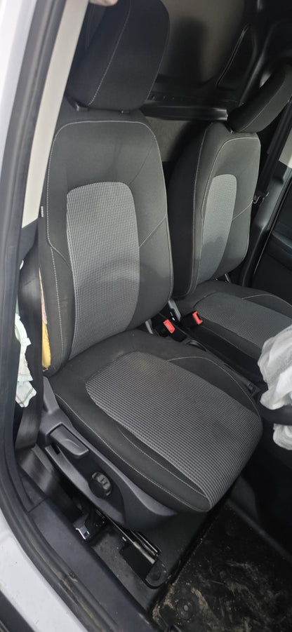 ✅2024 FORD TRANSIT COURIER 1.5D FRONT RIGHT DRIVER SEAT + WARRANTY A356 - Image 5