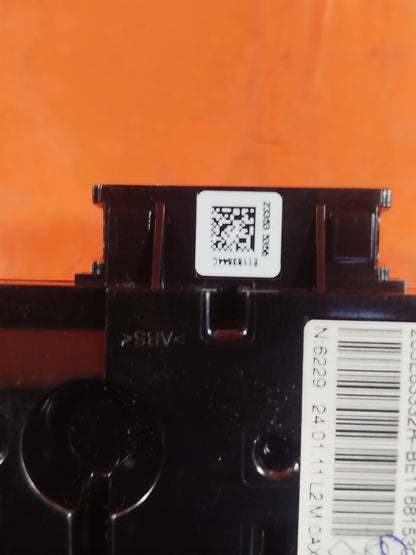 ✅2024 DACIA DUSTER JOURNEY AUTO ON OFF HAZARD CAMERA CONTROL SWITCH 283E83332R - Image 5