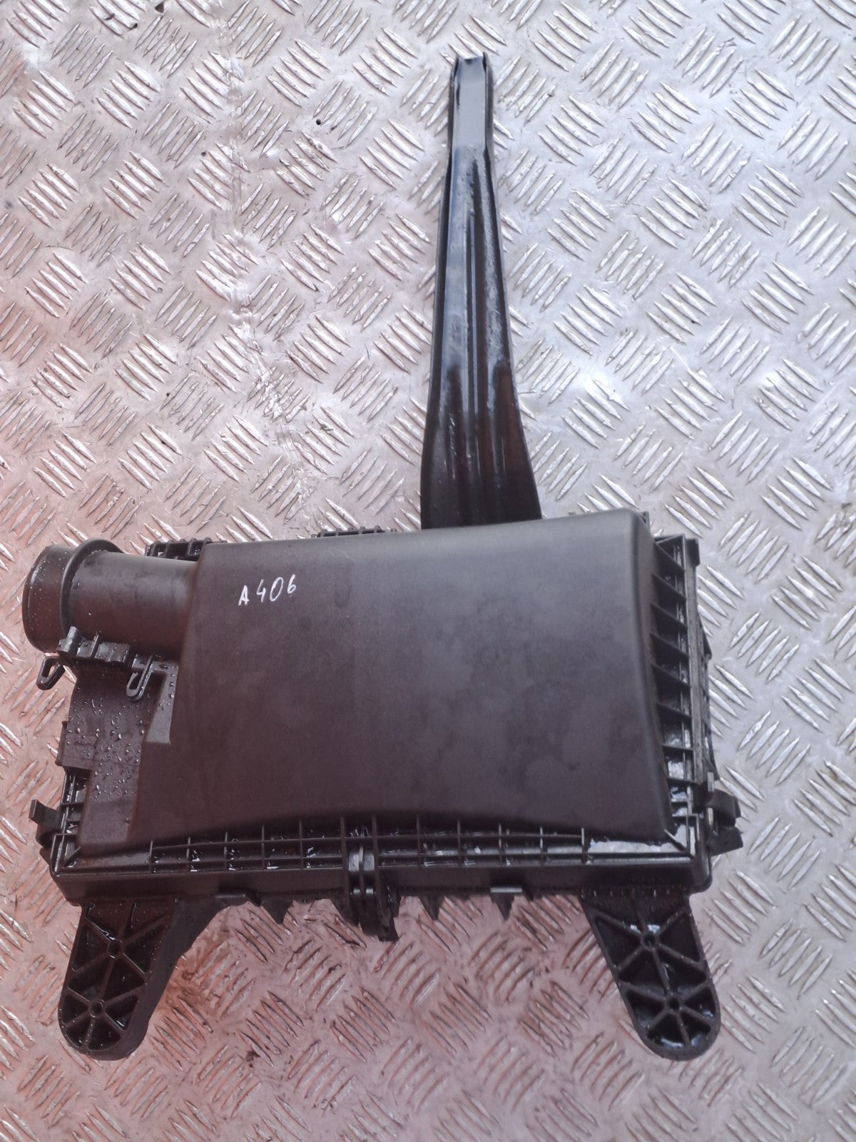 ebay-src:https://i.ebayimg.com/00/s/mtywmfgxmjaw/z/dbaaaeswtclqipd4/$_57.jpg