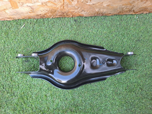 2024 TESLA MODEL 3 LONG REAR RIGHT SUPPORT ARM 1288456-00-A + WARRANTY A207 - Image 1