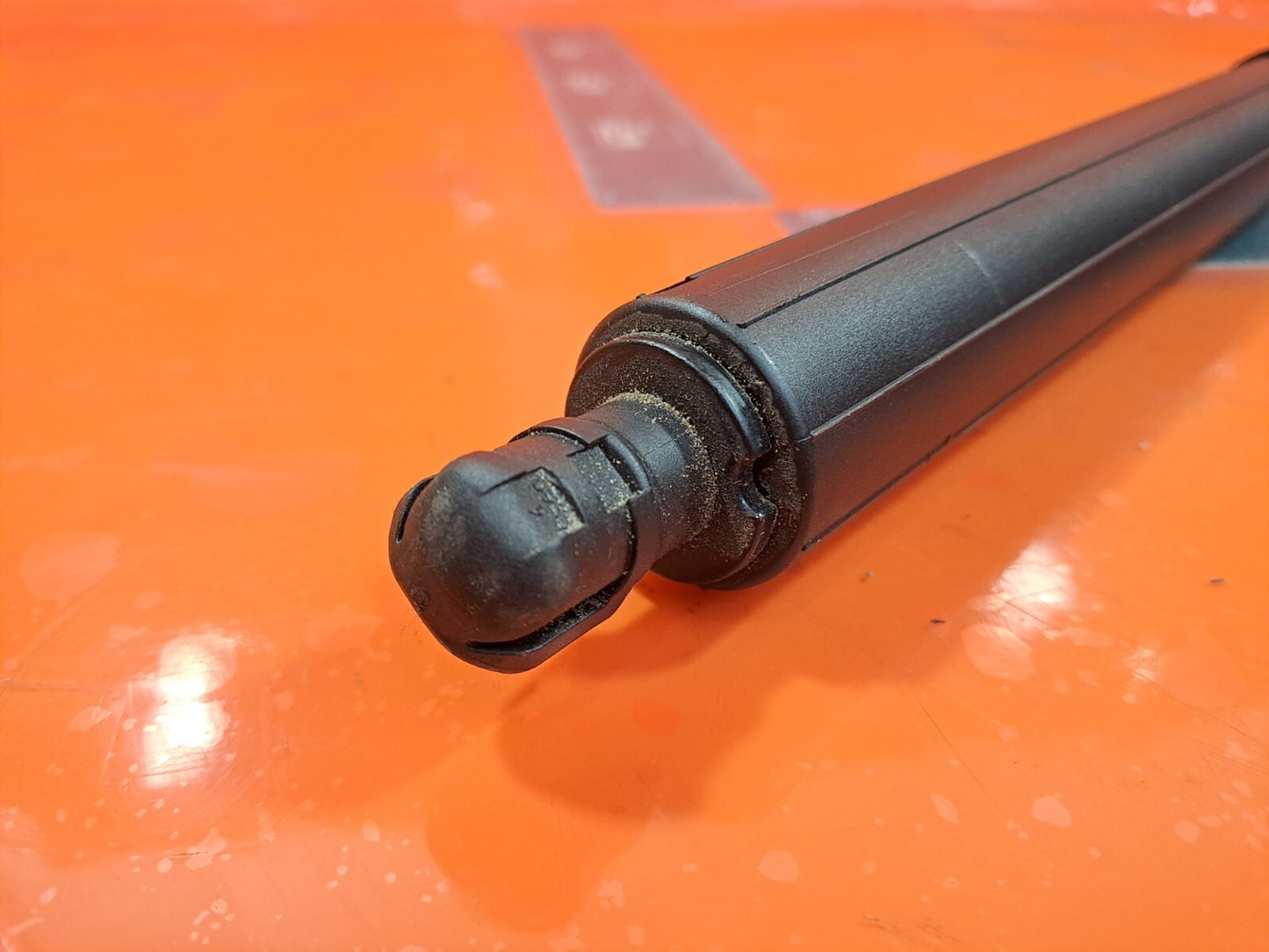 HYUNDAI IONIQ 5 2024 LEFT SIDE TAILGATE GAS STRUT 81831-GI101 Warranty A226 - Image 8