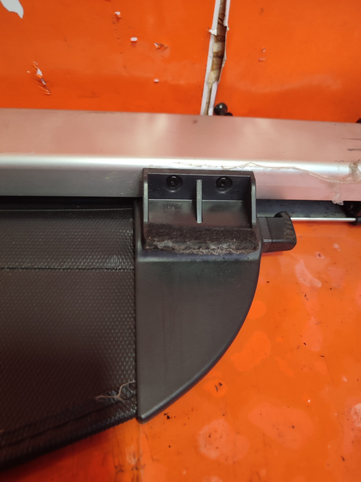 ✅KIA SPORTAGE MK3 1.7 DIESEL 2014 PARCEL SHELF LOAD COVER ROLLER BLIND Warranty - Image 3
