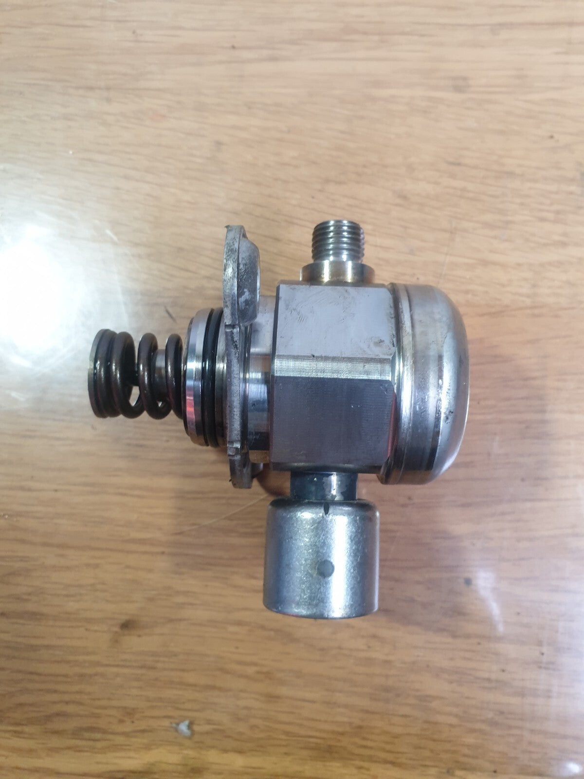 ebay-src:https://i.ebayimg.com/00/s/mtywmfgxmjaw/z/lw0aaoswbwhm9sw7/$_57.jpg