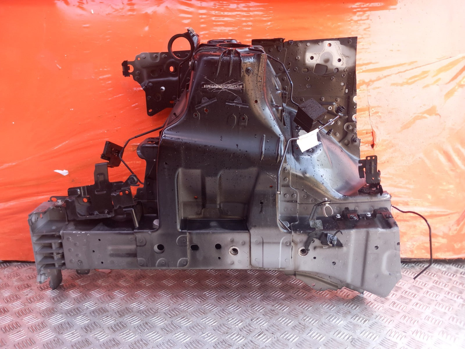 Land Rover Defender L663 3.0 Diesel 2025 Front Right Chassis Leg L8B2002A72AC - Image 6