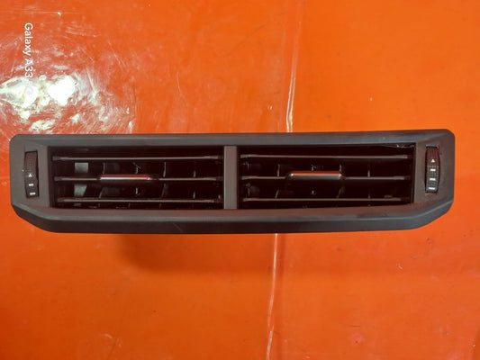 ✅VW POLO LIFE 1.0 PETROL 2024 CENTRE DASHBOARD AIR VENT 2G0819728 Warranty A310 - Image 1