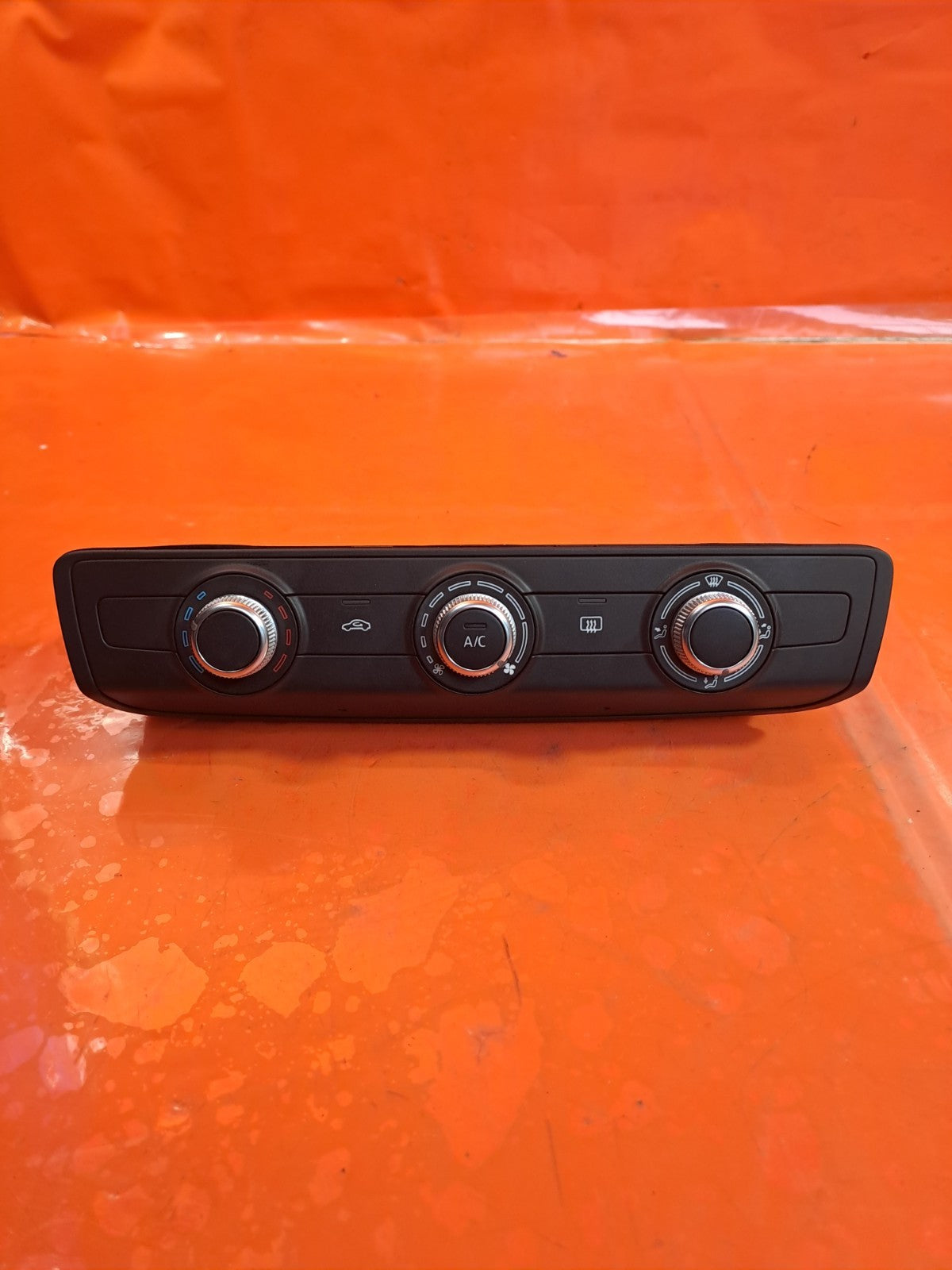 ✅AUDI A3 1.6 DIESEL 2013 A/C HEATER CLIMATE CONTROL PANEL 8V0820047B Warranty - Image 1