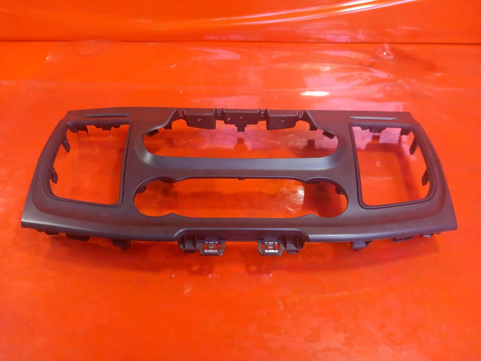 Ford Transit Custom 2.0 Diesel 2019 Dashboard Centre Surround Trim Panel A376 - Image 2