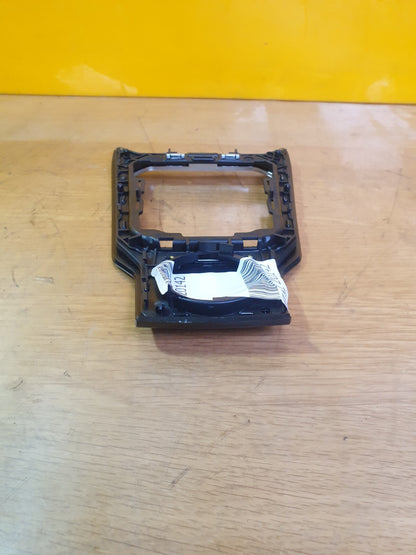 ebay-src:https://i.ebayimg.com/00/s/mtywmfgxmjaw/z/r~oaaoswpkvmbbi5/$_57.jpg
