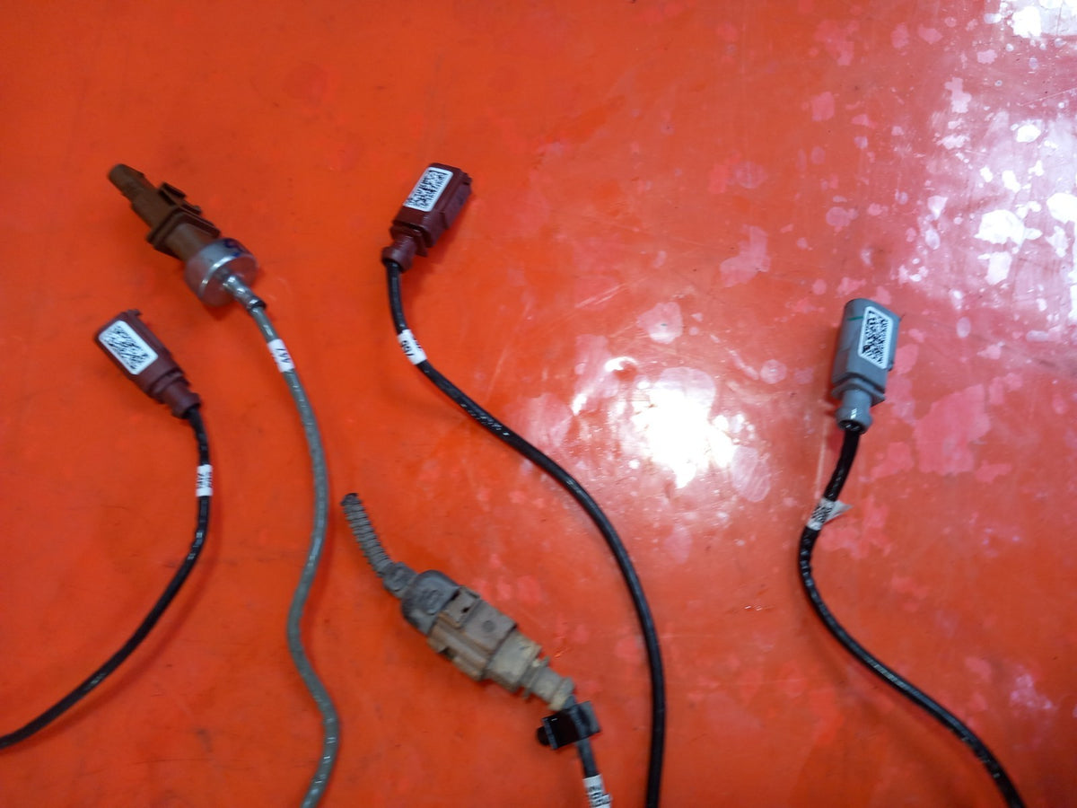 2023 VW Transporter ST-Line Lambda Oxygen Sensor Set 04L906088JR Warranty A416 - Image 5