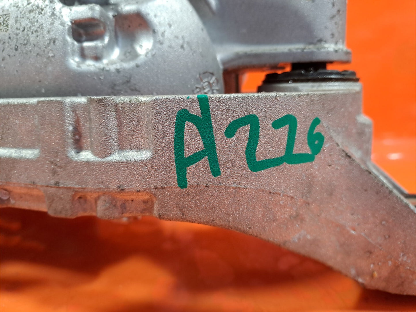 ebay-src:https://i.ebayimg.com/00/s/mtiwmfgxnjaw/z/lp4aaoswbyhneuag/$_57.jpg