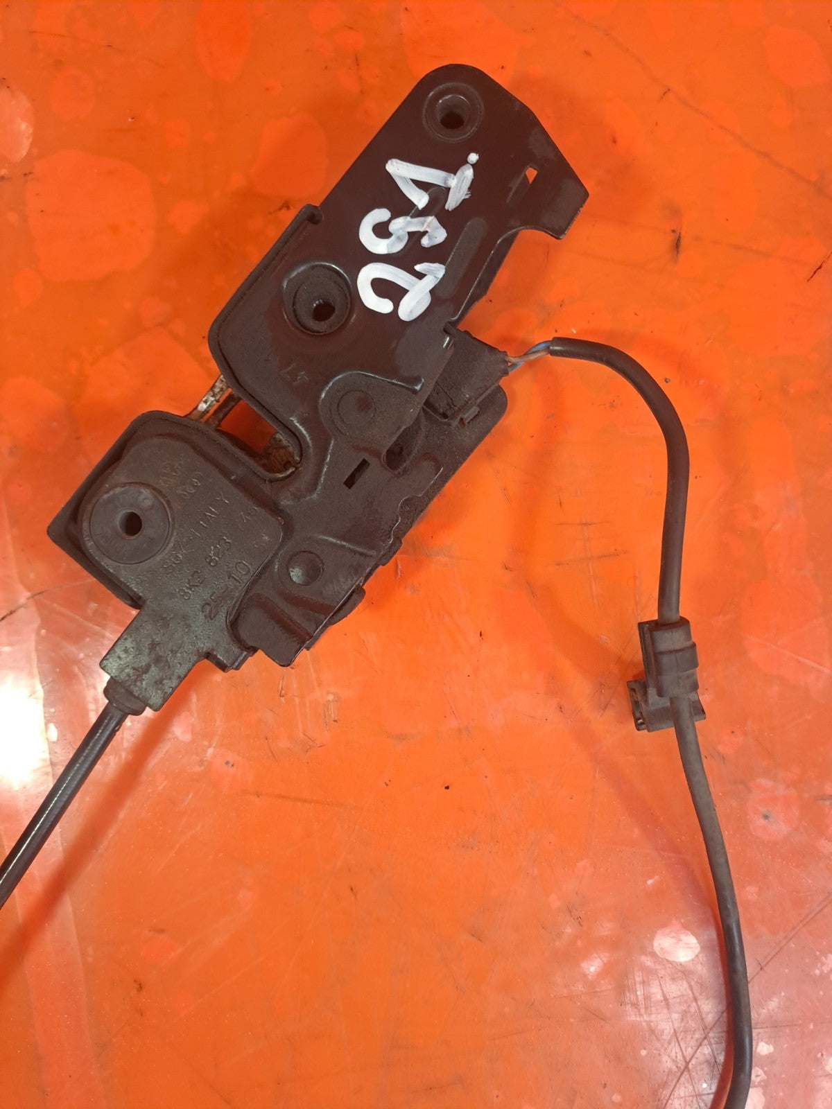 ✅2012 AUDI Q5 8R 2.0TDI BONNET HOOD LOCK LATCH 8K2823746 + WARRANTY A291 - Image 5