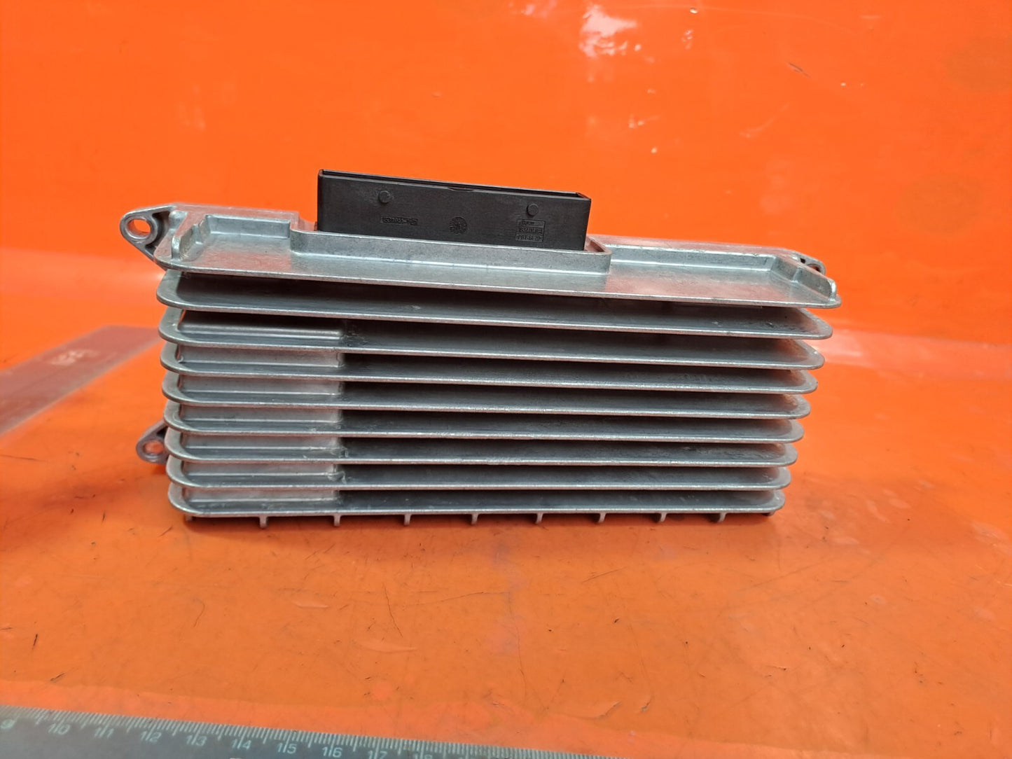 ✅AUDI A5 S LINE CABRIO 2.0 PETROL 2009 AUDIO SOUND AMPLIFIER 8T0035223AH A234 - Image 1