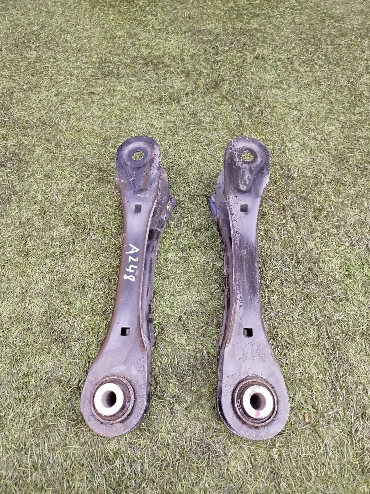 ✅HYUNDAI TUCSON MK4 1.6 PETROL 2023 REAR CONTROL ARMS PAIR 55250-N9050 A248 - Image 1