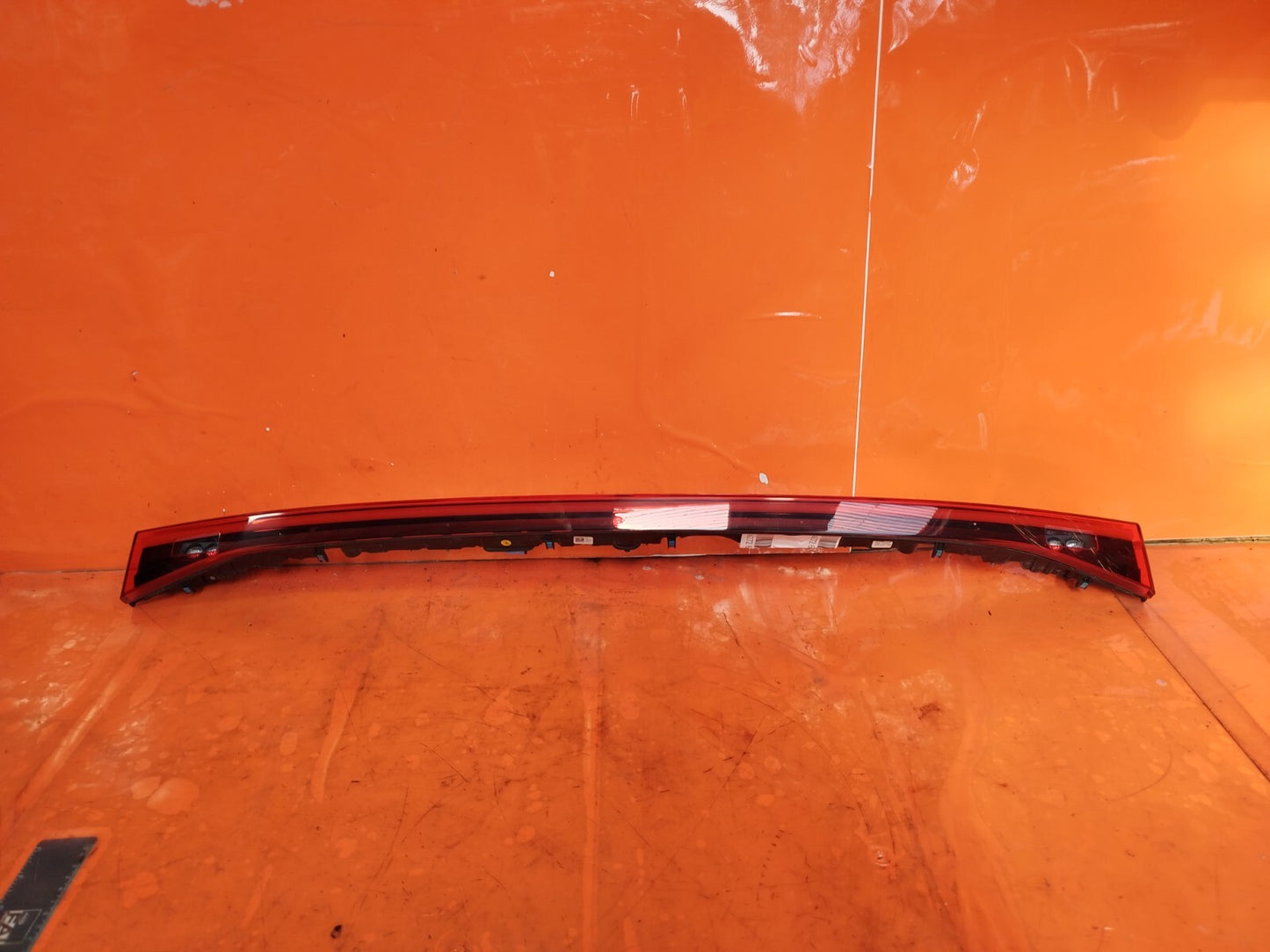 ✅CUPRA BORN V2 Ev 2023 REAR CENTRE THIRD BRAKE LIGHT 10H945093 Warranty A272 - Image 1