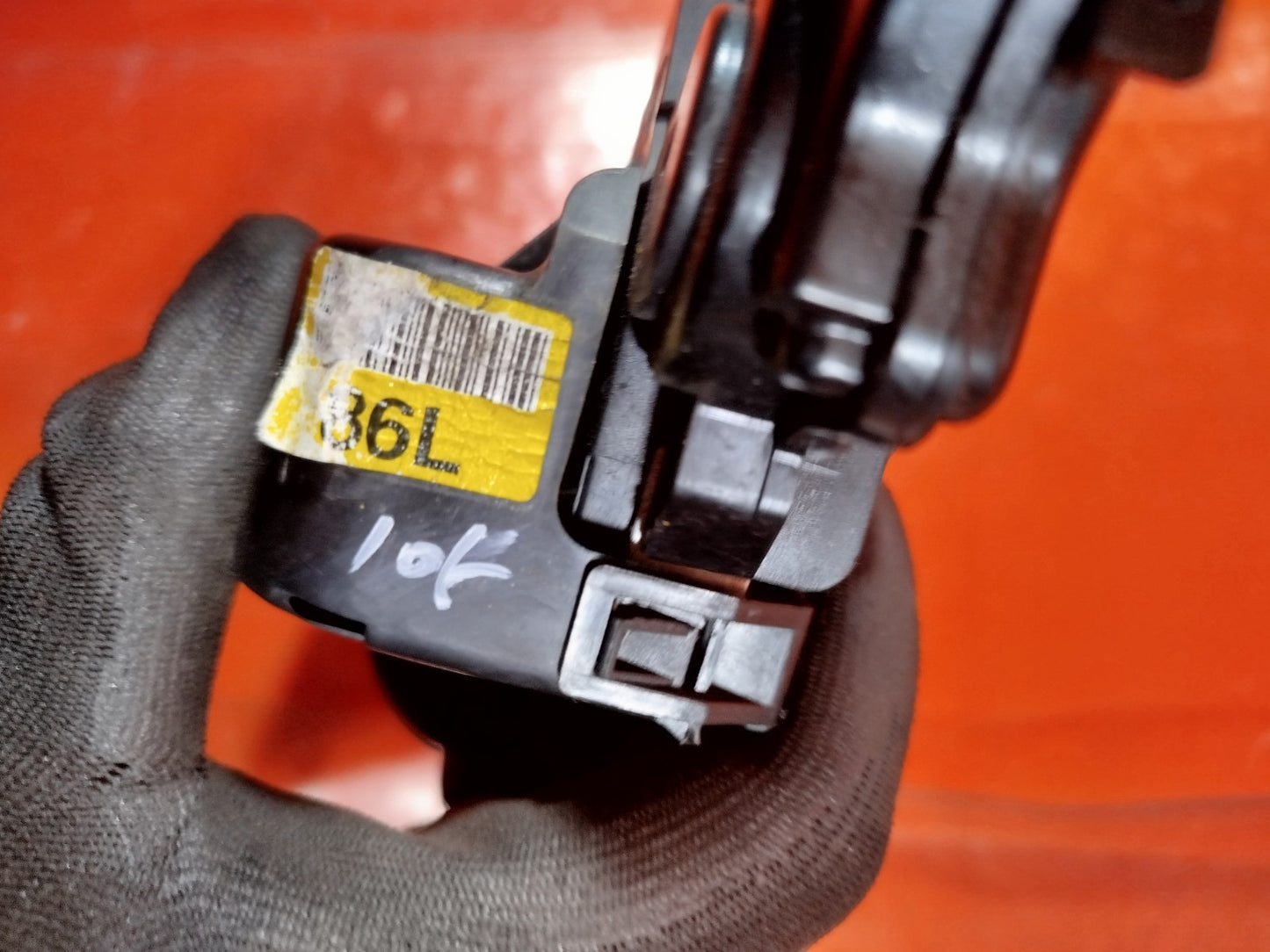 ✅2010 HYUNDAI I800 2.5D FRONT DOOR LOCK RIGHT + WARRANTY A325 - Image 8