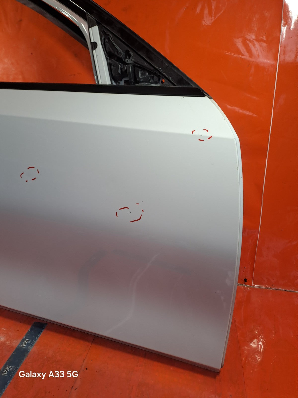 ✅2022 BMW 3 SERIES G21 FRONT RIGHT DOOR WHITE scratches + WARRANTY A305 - Image 3