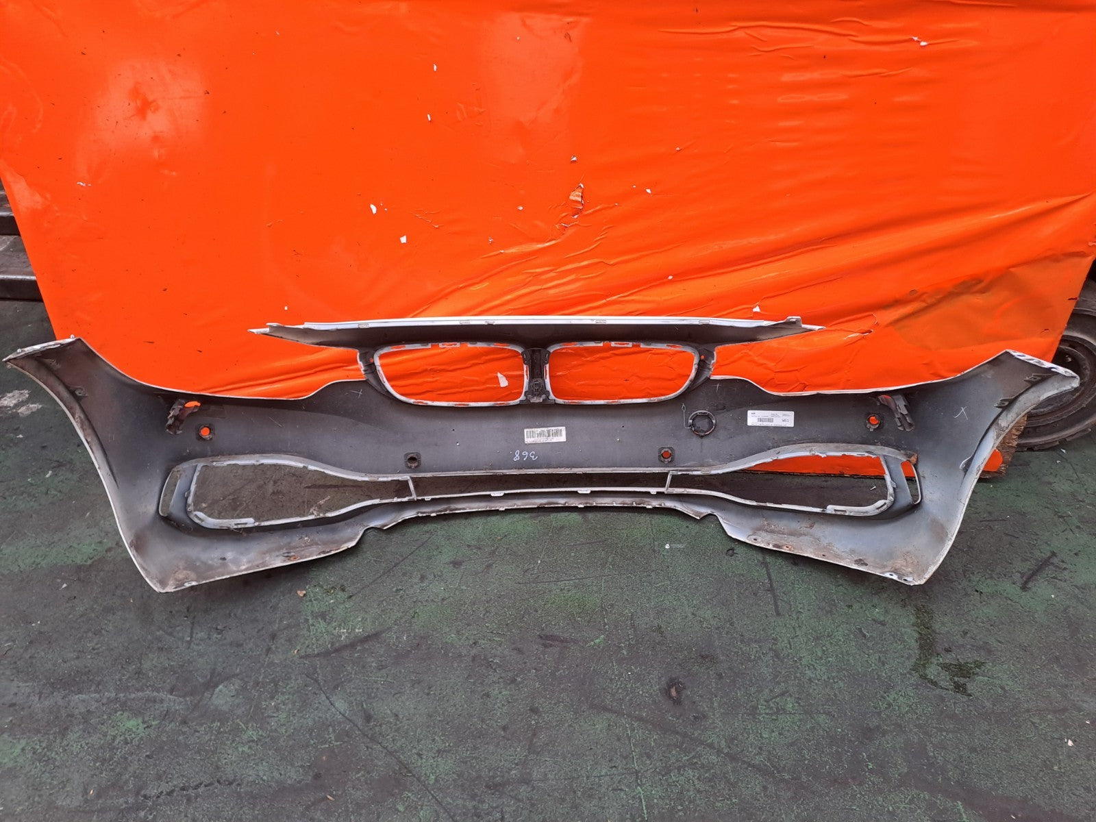 ✅BMW 420D F33 2.0 Diesel 2016 Front Bumper White Scratches A368 - Image 9