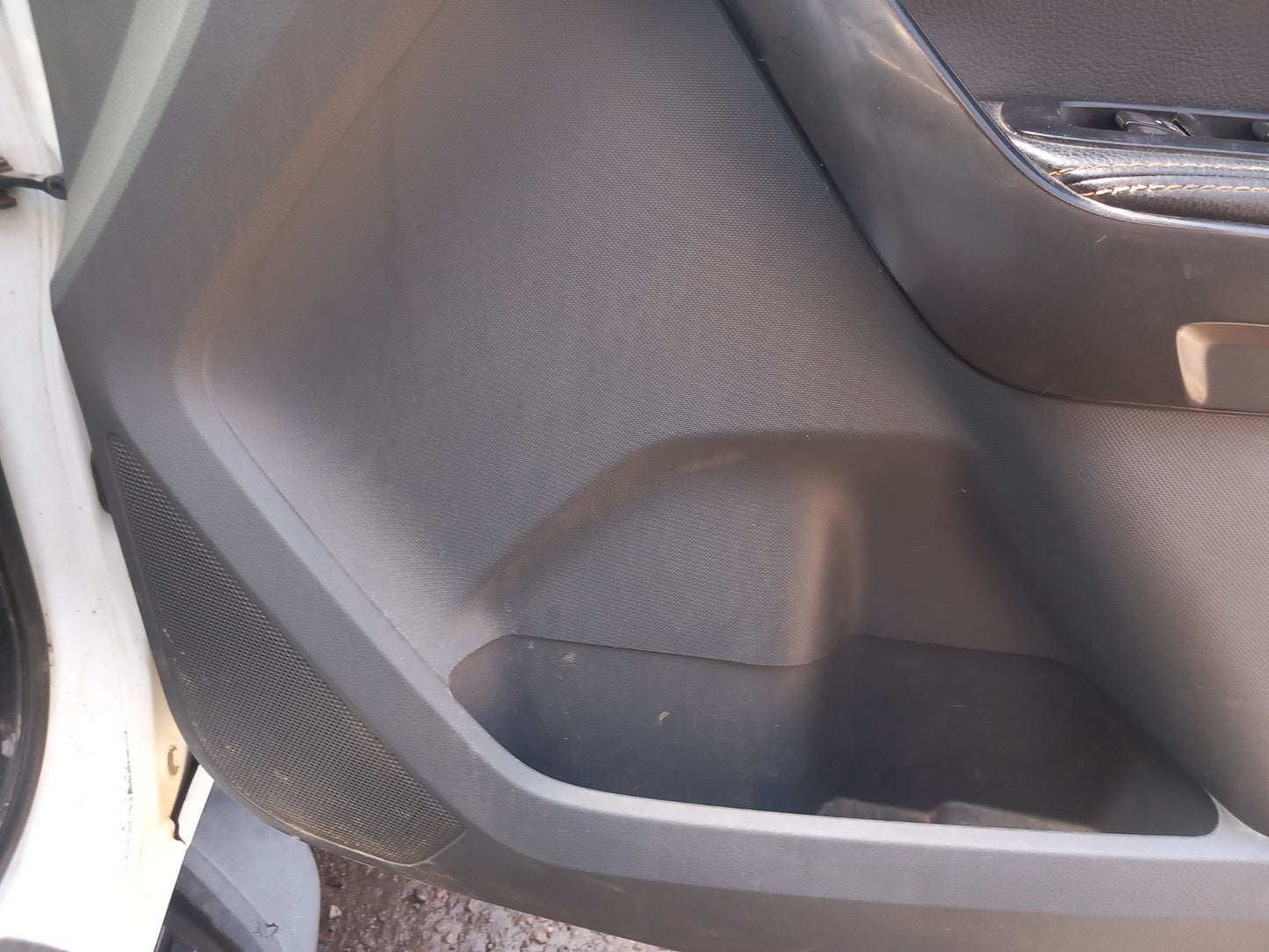 2017 Ford Ranger Wildtrak Front Right Door Card Panel Warranty A401 - Image 5