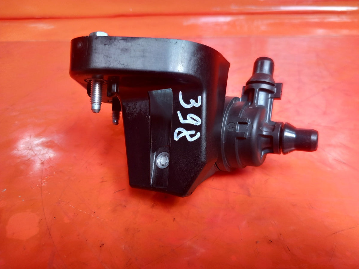 ebay-src:https://i.ebayimg.com/00/s/mtiwmfgxnjaw/z/~g0aaeswowdqdkng/$_57.jpg