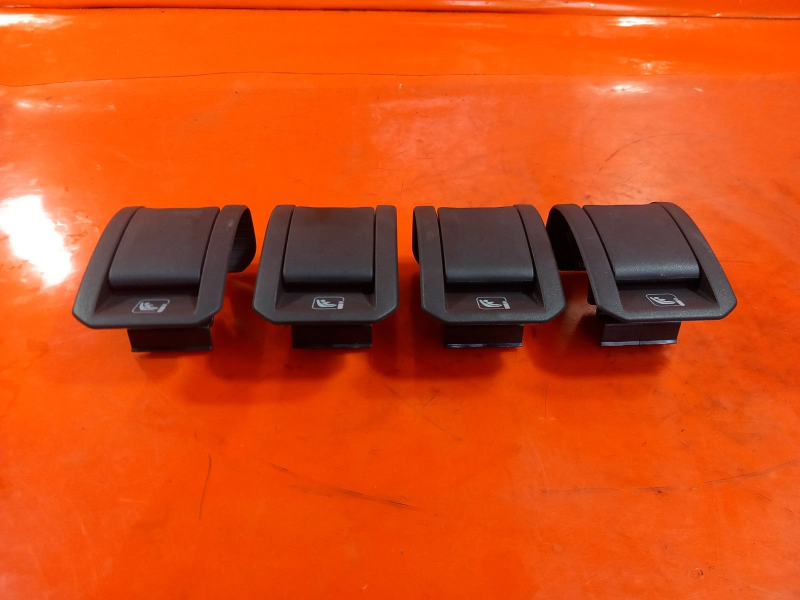 Volkswagen ID4 iD4 Isofix Cover and Holder Child Seat 5H0887233C Set xAA - Image 3
