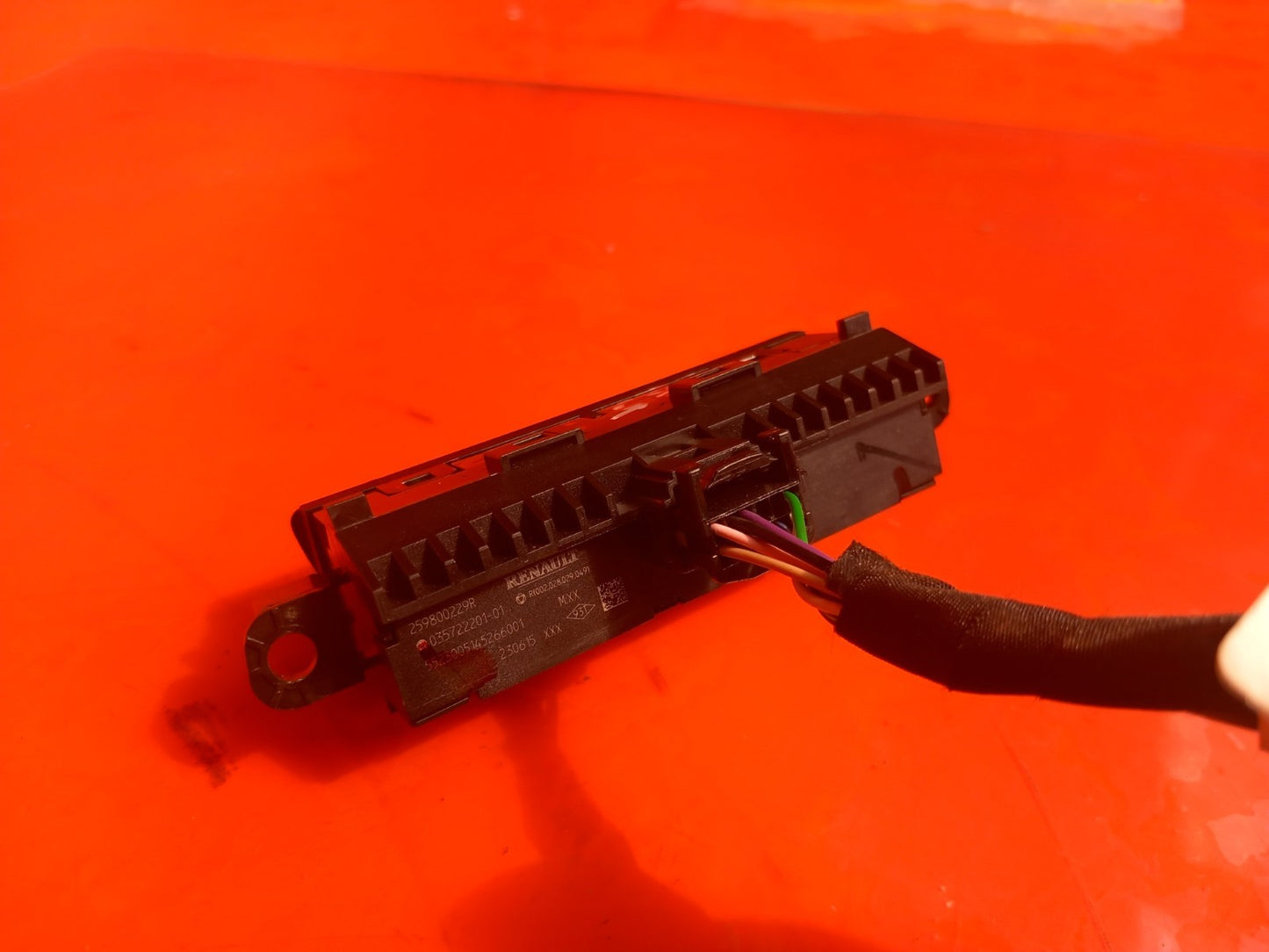Renault Captur 1.6 Petrol 2023 Switch Block Panel Dashboard 259800229R Warranty - Image 6