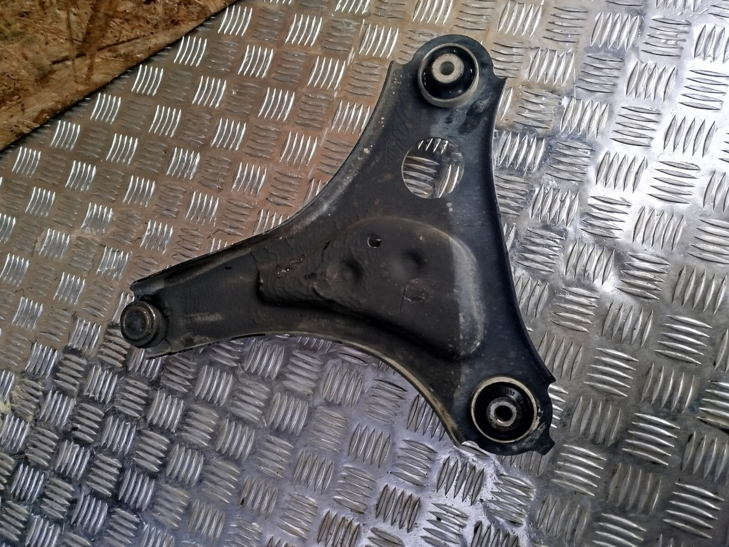ebay-src:https://i.ebayimg.com/00/s/mtiwmfgxnjaw/z/daiaaoswhvrn2aqi/$_57.jpg