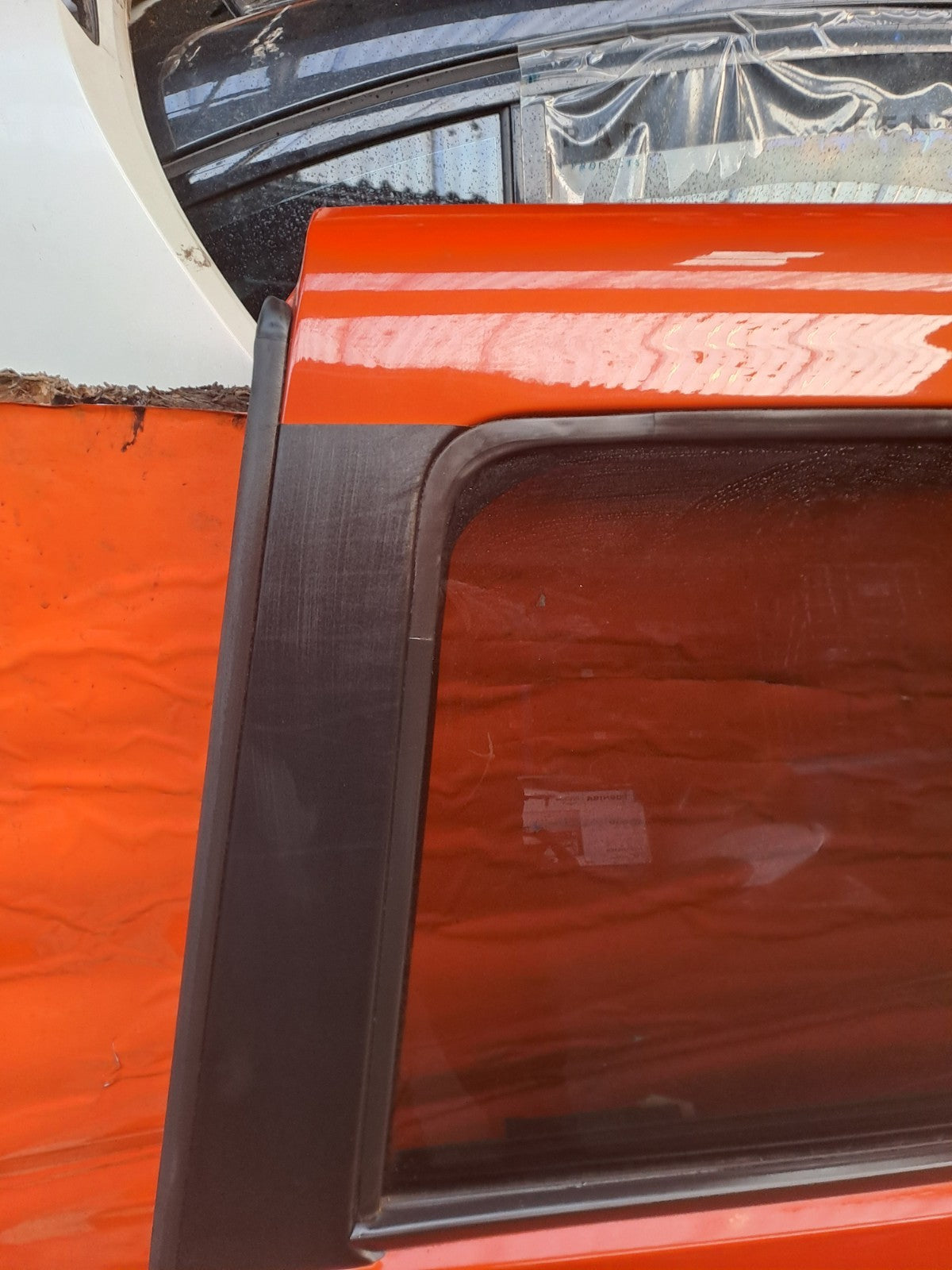 ✅2024 Dacia Duster Journey Rear Left Door Orange + Warranty A364 - Image 2