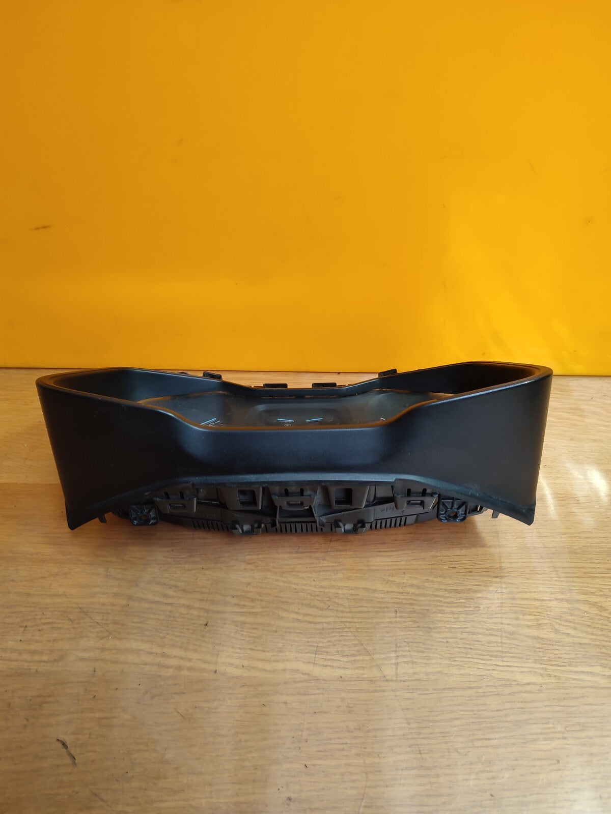ebay-src:https://i.ebayimg.com/00/s/mtywmfgxmjaw/z/2iuaaosw~jjmca8a/$_57.jpg