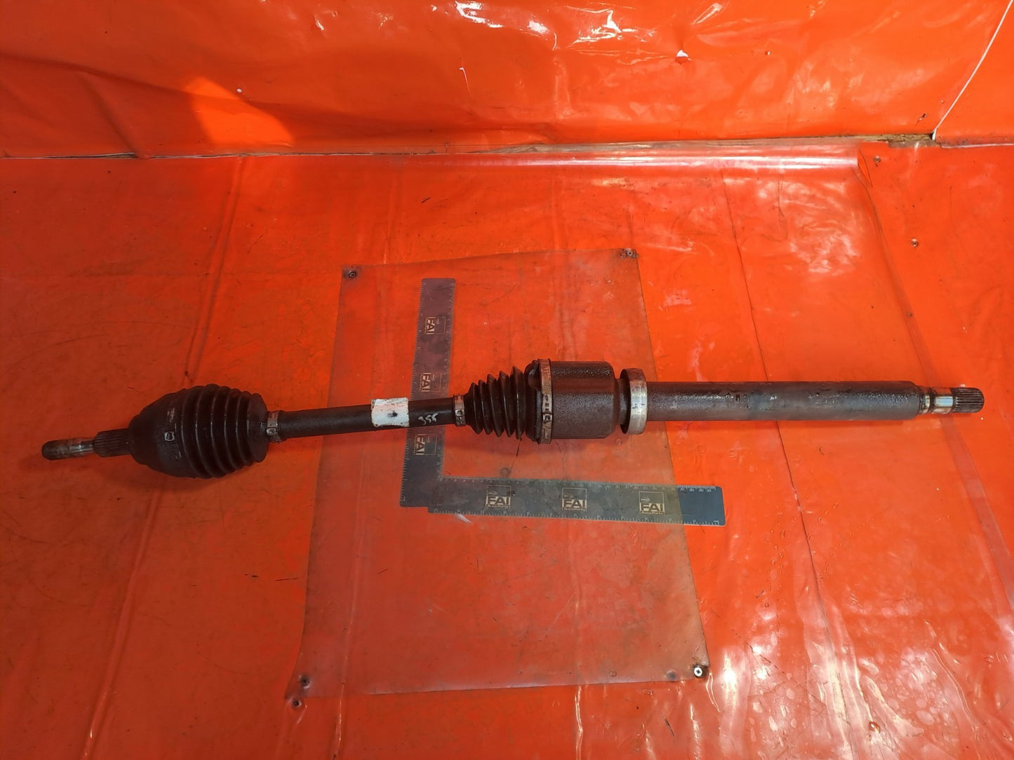 ✅FORD TRANSIT CONNECT 1.6 DIESEL 2015 FRONT RIGHT MANUAL DRIVESHAFT Warranty - Image 1