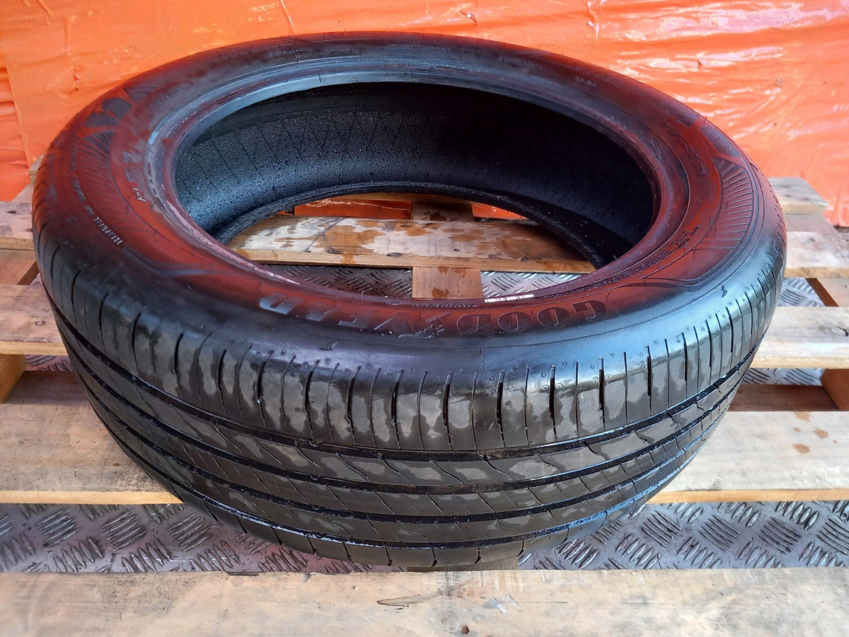 Good Year Tyre 215/55 R18 6,5 mm Warranty xAA - Image 4